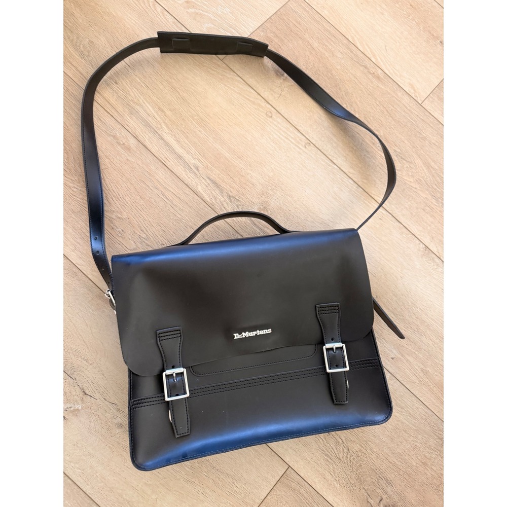 Dr. Martens 15 Inch Black Leather Satchel Messenger Bag Laptop Case AB001001